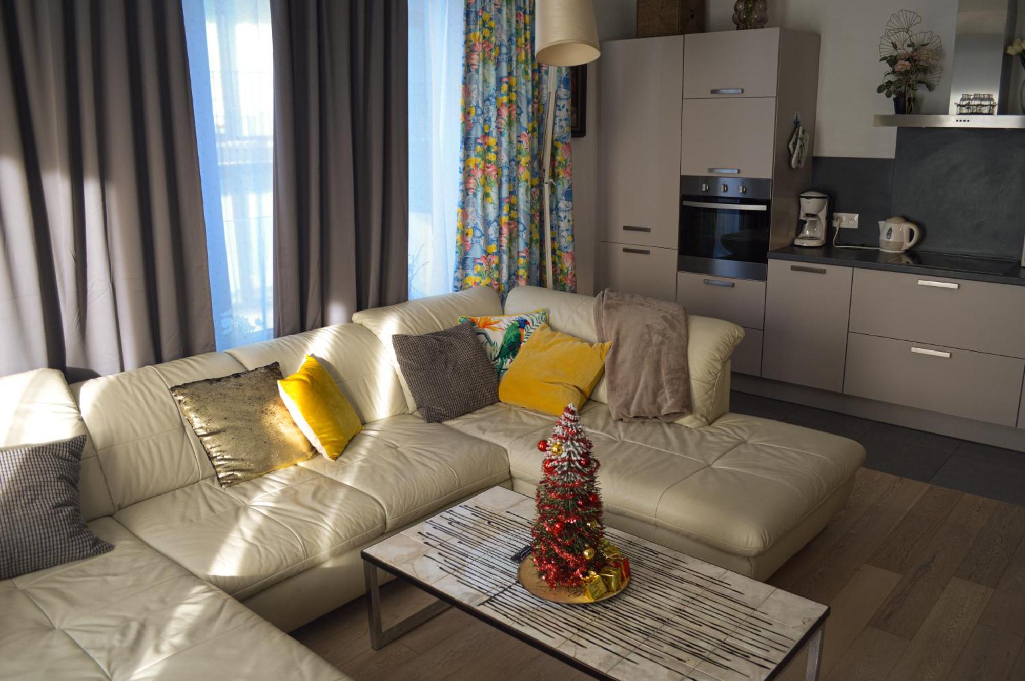 1br Metro Hopital Erasme Bordet Handicapt Friendly Bruxelles